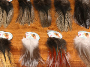 Hareline Coq De Leon - Funky Fly Tying